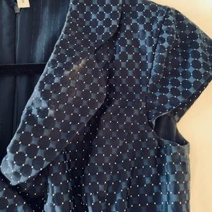 Armani Collezioni. Size 2. EUC.